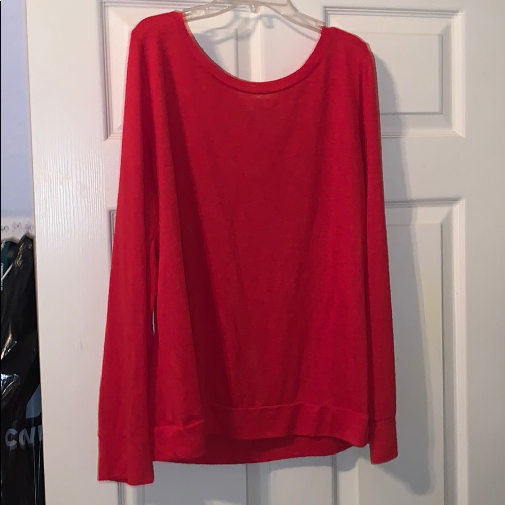 Brand never been worn vs top